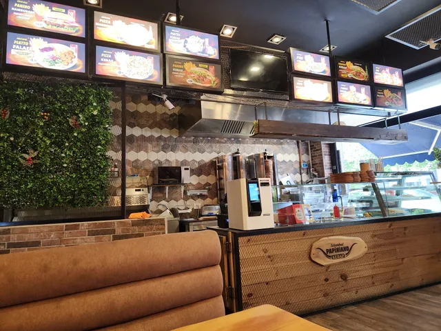 Papiniano Pizzeria Kebab Milano