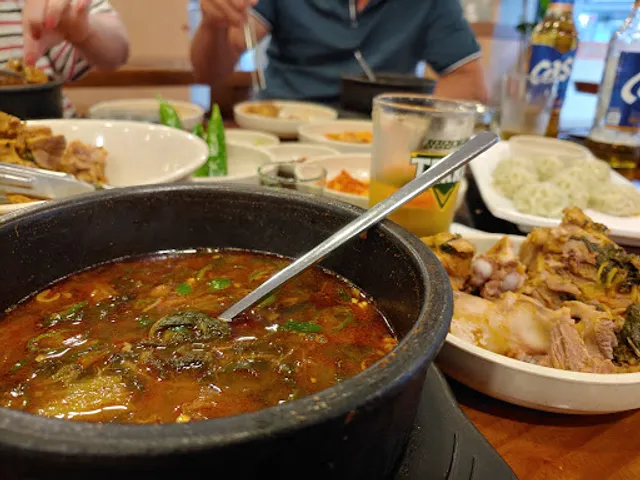 명품청기와감자탕