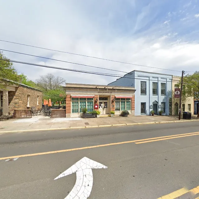 Serratore's Pasta and Pizza