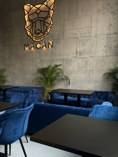 MACAN LOUNGE BAR