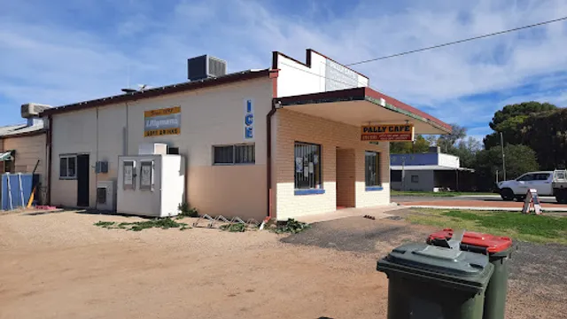 Pally Cafe