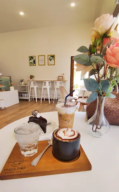 SPACE TIME Cafe' Phetchaburi