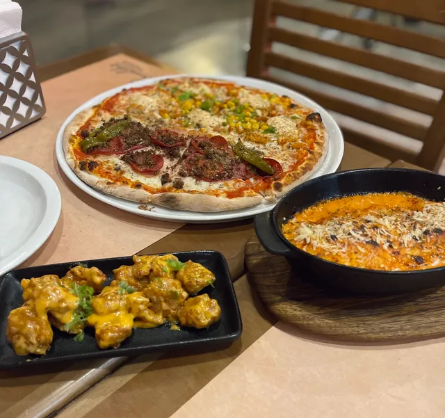 Ronaldo’s Pizza رونالدوز بيتزا