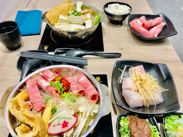 日初小火鍋-鼎山店