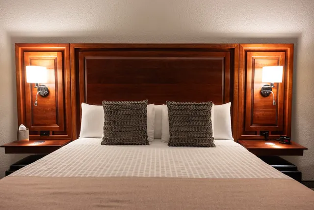 Hillsdale College Dow Hotel and Conference Center