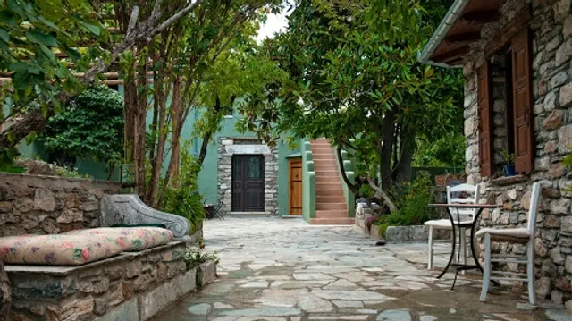 Arnica Montana Hotel