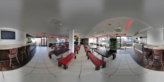 The Basin, Restaurant and Bar