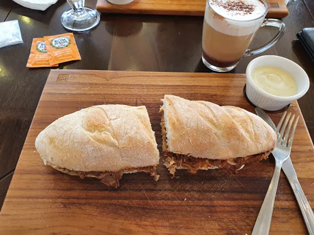 Pão Quente Container