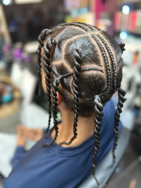 Le Divine Hair Expert Unisex Corp.