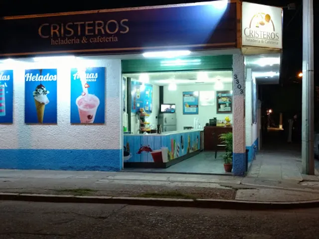 Heladería Y Cafetería Cristeros