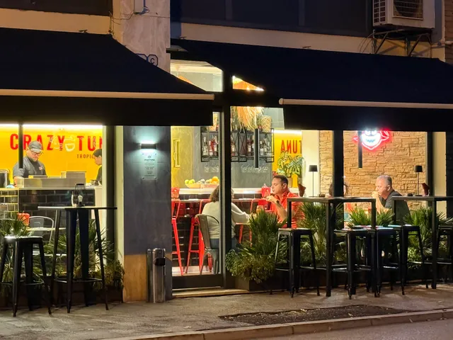 Crazy Tuna Tropical sushi