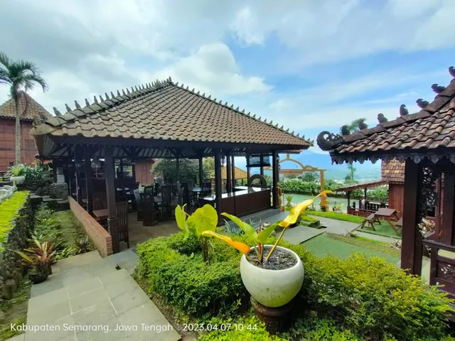 King Garden Syariah Hotel and Resort Bandungan