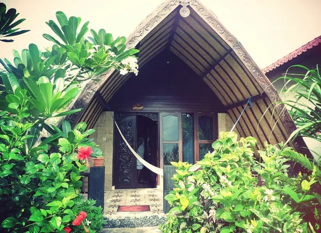 Tyrrell Cottages & Restaurant