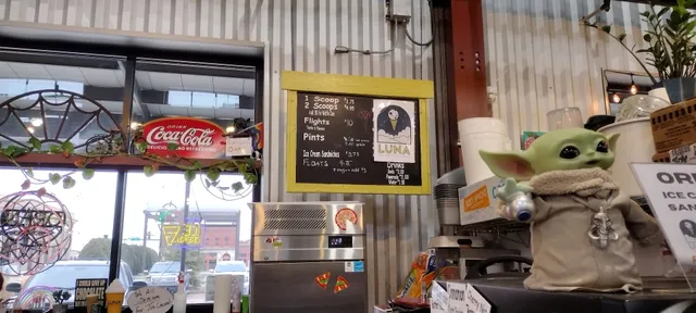 Luna Gelato and Ice Cream