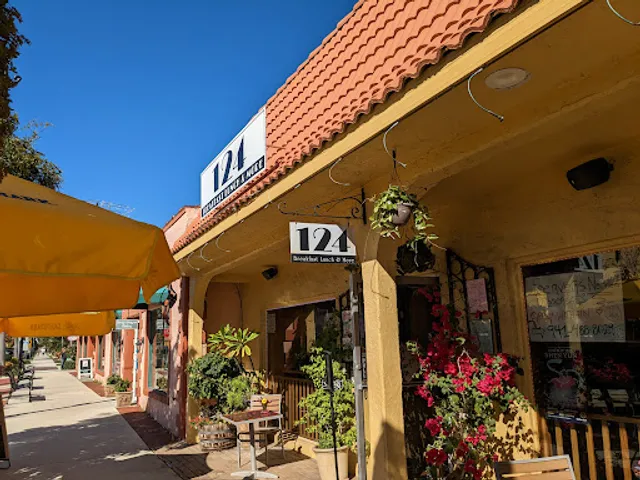 124 Breakfast, Lunch, & More