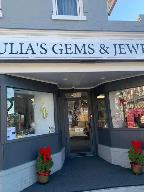 Julia's Gems & Jewelry