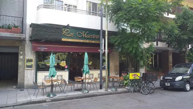 Los Maestros Pizza - Recoleta