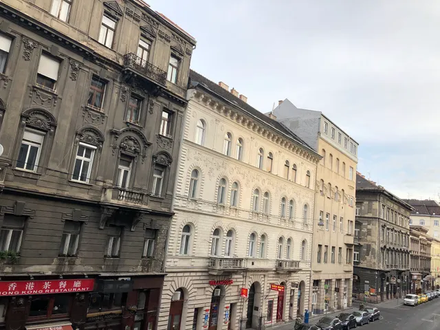 Hello downtown Apartments - Movie