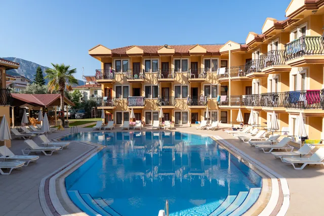 Belcehan Beach Hotel