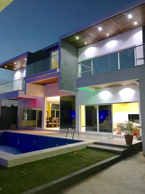 villa saly avec piscine