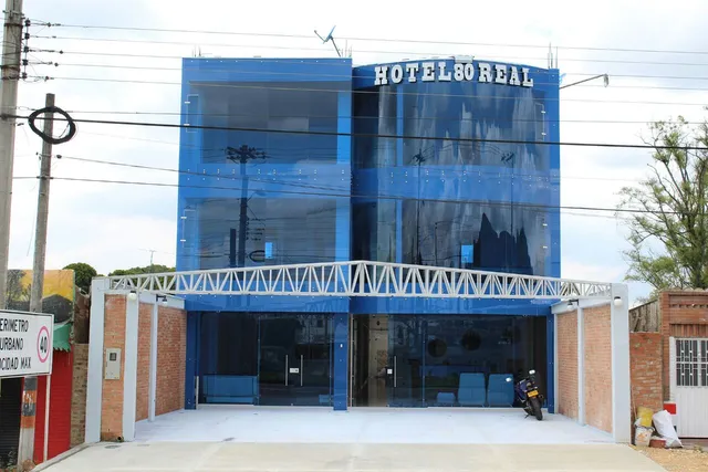 Hotel 80 Real