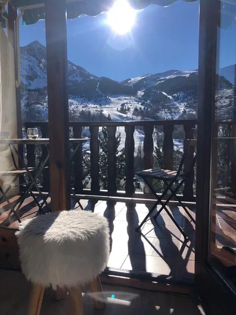 Casa Calpurnia, Cerler