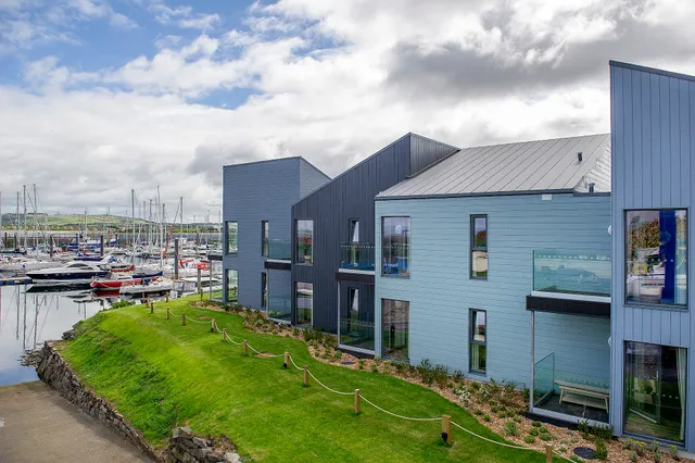 The Salt Lodge (Hotel)