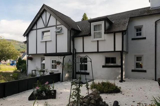 Abbey Cottage Bed & Breakfast