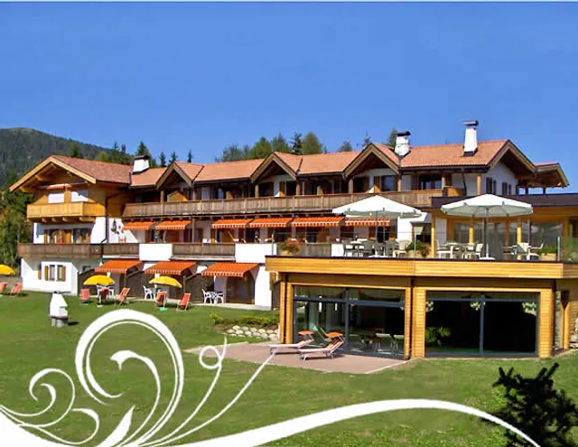 Residence Ferien Paradies Sabina Di Thomaseth Hermann & Co. Snc