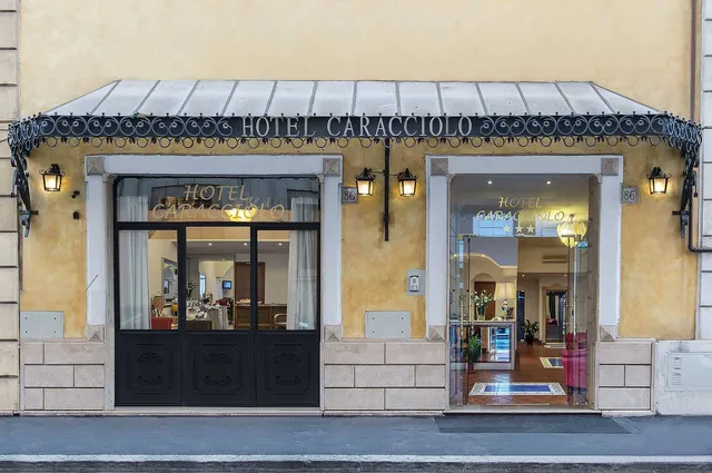 Hotel Caracciolo Alba de Vivo