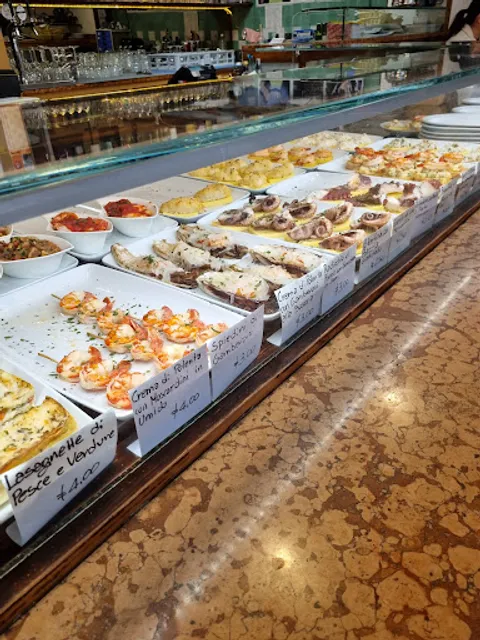 El BACARO Hosteria Cicchetteria di pesce da Ardino di Handraj Ardi