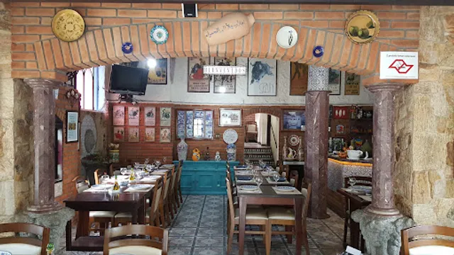 La Alhambra Restaurante Espanhol