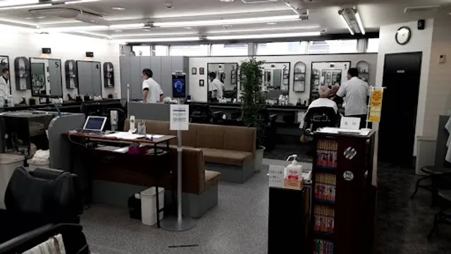 理容プラージュ西新店