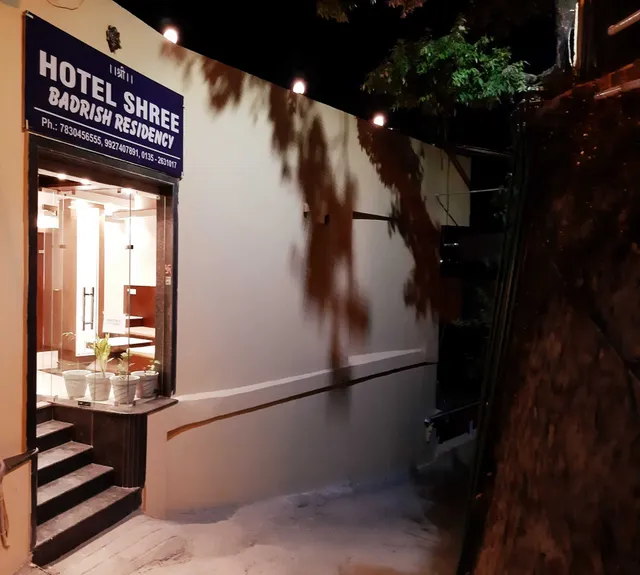 Hotel Shree Badrish Residency