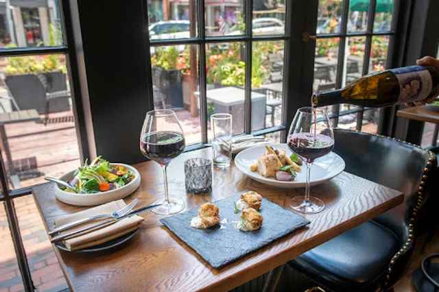 Vermilion Restaurant & Bar