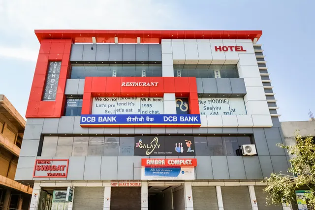 OYO Hotel Amber Palace