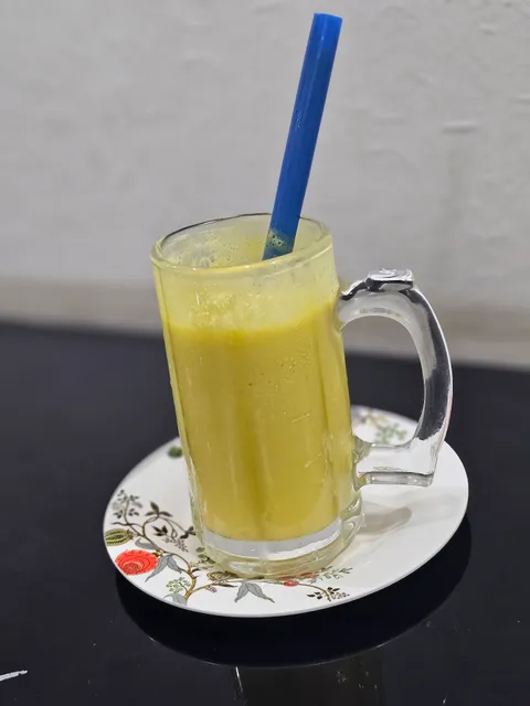 مطعم ومقهى النغم التركي