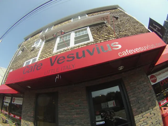 Cafe Vesuvius Marblehead
