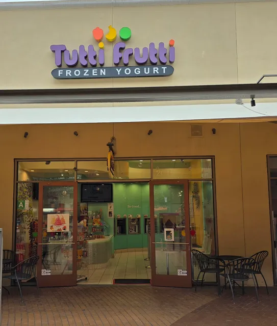 Tutti Frutti Frozen Yogurt