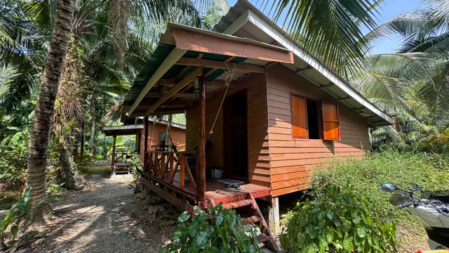 Lanta Coconut Garden Bungalow