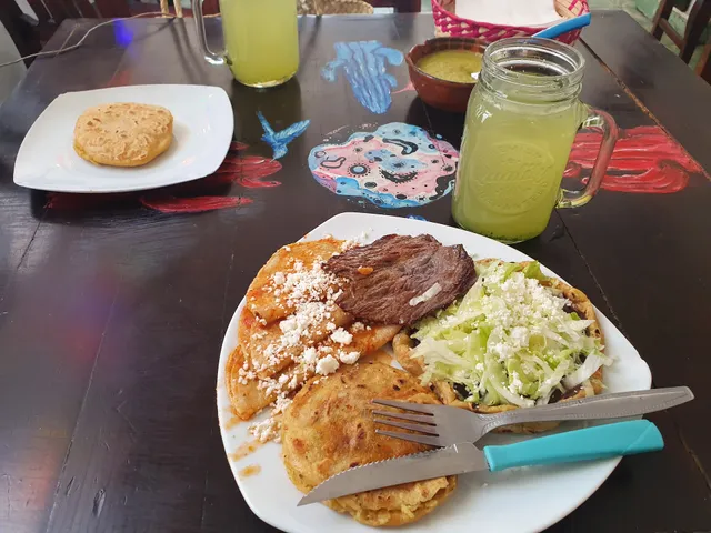 Fondita Cultural "La Suculenta"