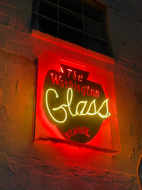 Washington Glass School
