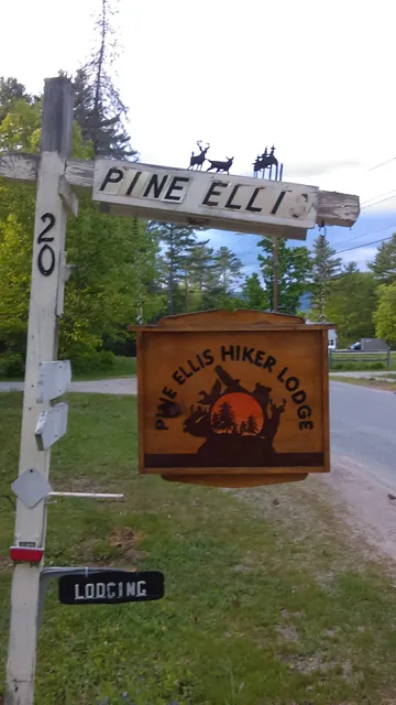 Pine Ellis Lodging