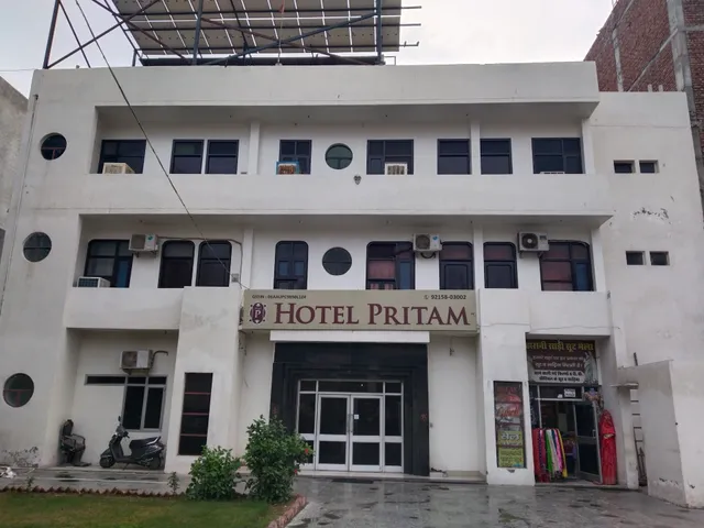 Hotel Pritam Palace