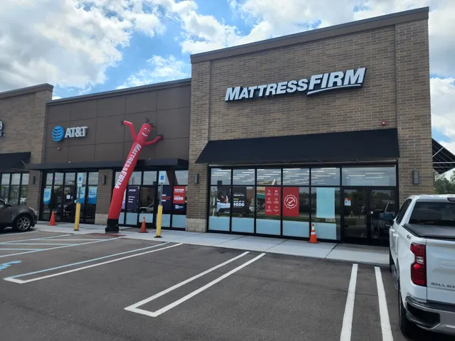Mattress Firm Livonia Market