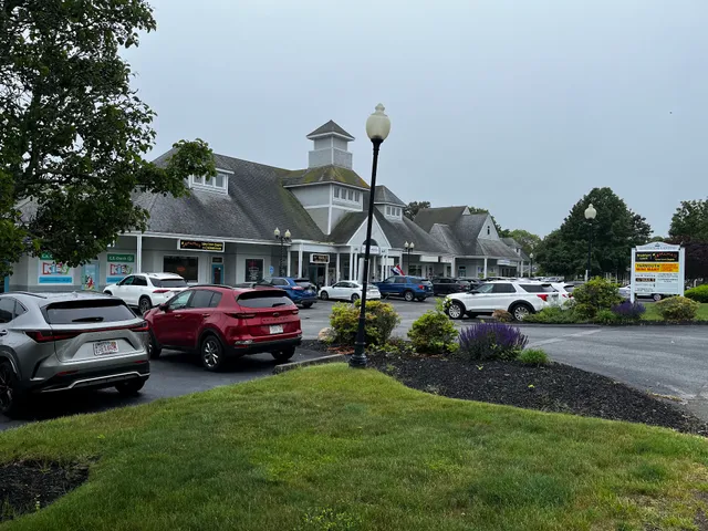 Lighthouse Landing Shopping Plaza