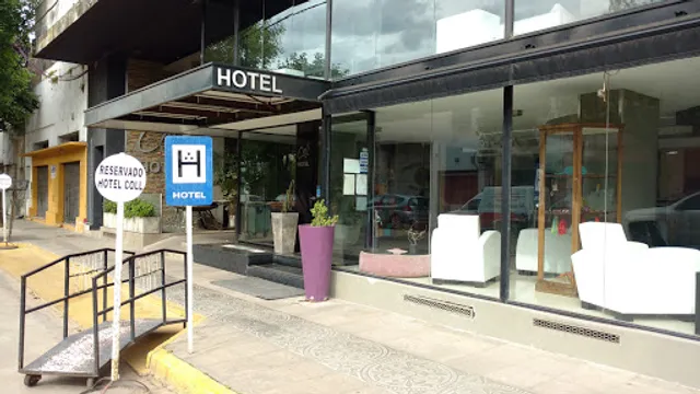 Coll Hotel And Restaurant Madame