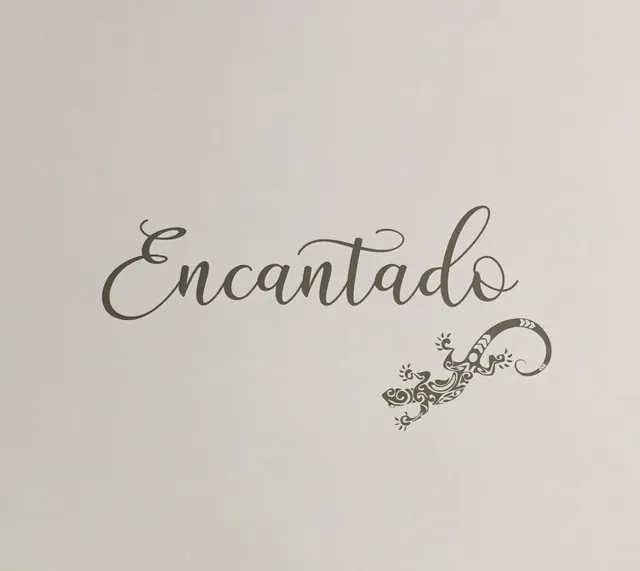 Encantado Abbigliamento