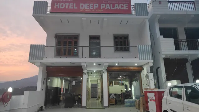 Hotel deep palace