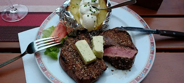 Lone Star Saloon Steakhouse